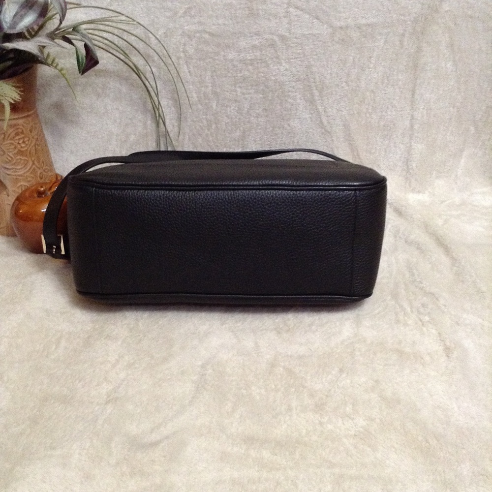 Kate Spade Great Size Hobo and Crossbody Bag - Picture 6 of 8
